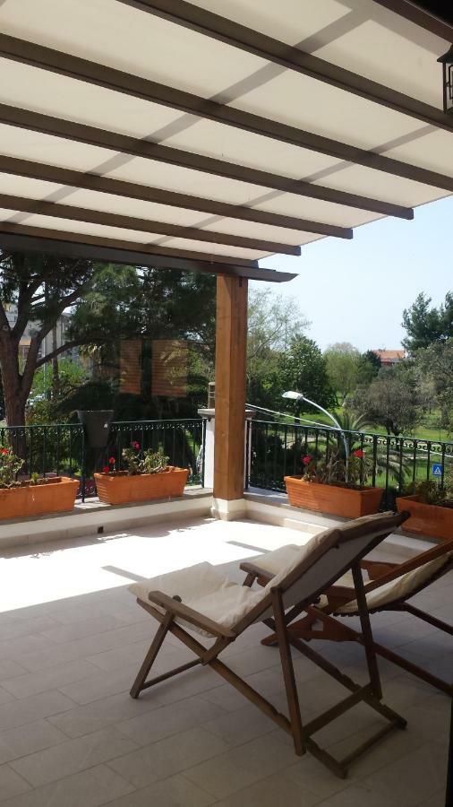 דירות אוריסטאנו La Terrazza Sul Parco מראה חיצוני תמונה
